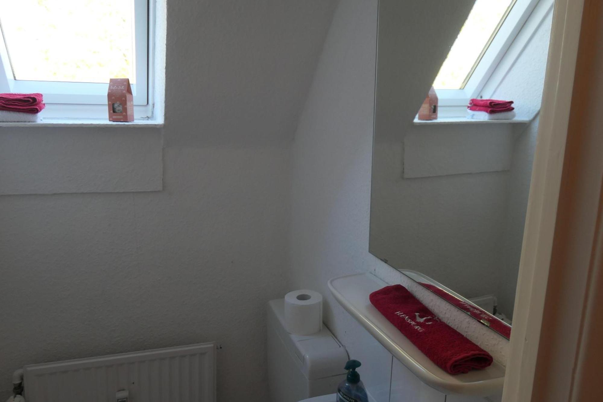 Charmante-Ferienwohnung-In-Der-Fjordstadt Flensburgo Exterior foto